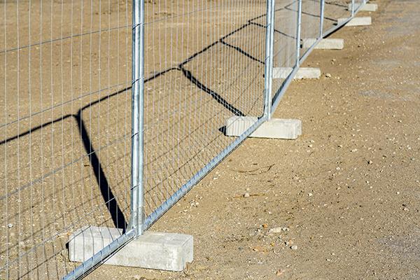 Fence Rental Plainfield workers